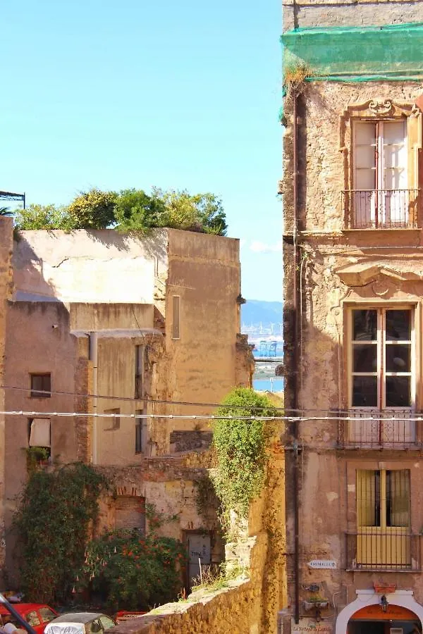Elicriso Suites Cagliari Pensión
